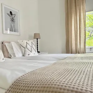 https://wow-foreningsgatan-9.gothenburg-hotel.com